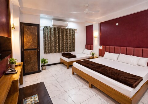 HOTEL RUKHMANI RESIDENCY