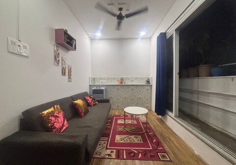 1BHK |Pvt Garden| Peaceful Retreat -Nr to Airport