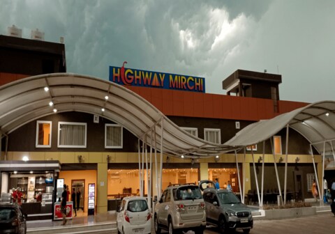 HIGHWAY MIRCHI HOTEL