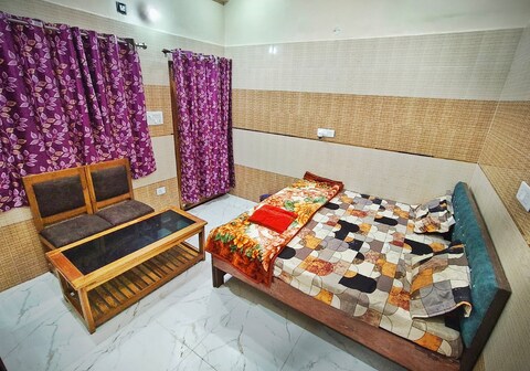 Rokadiya Hanuman Mandir Guest House