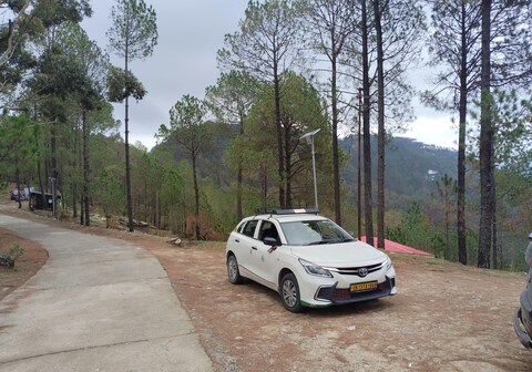 Taxi services Lansdowne