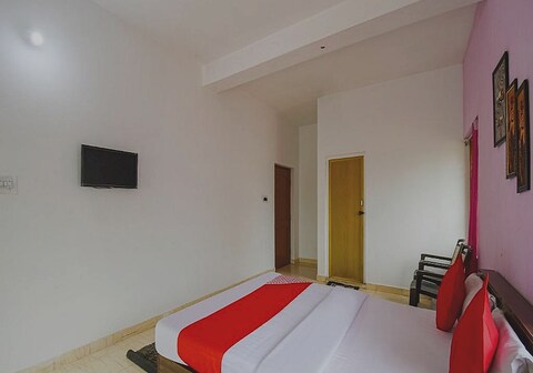 Hotel O Purple Inn Bahadalpur Railway Station