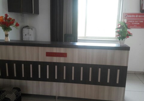 Hotel Green Plaza & Restaurant