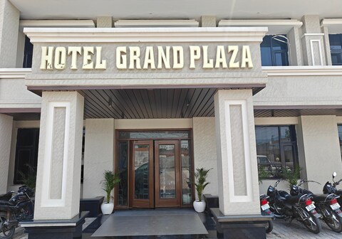 Grand Plaza Hotel and Restaurant