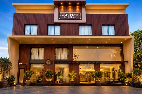 RRR by iO Hotels