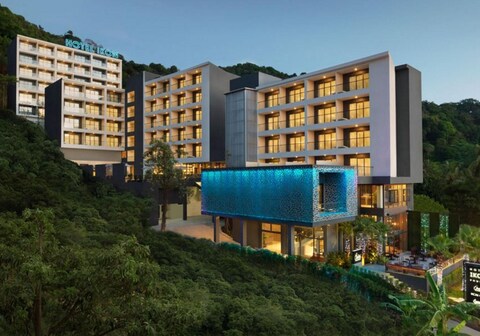 فندق أيكون فوكيت