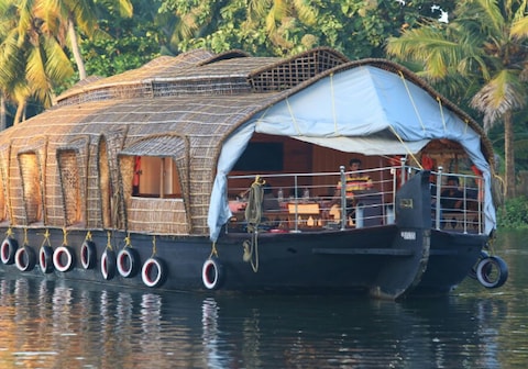 Southern Backwaters Houseboats
