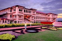 Holiday Village Resort & Spa, Gandhidham Holiday Village Resort & Spa, Gandhidham