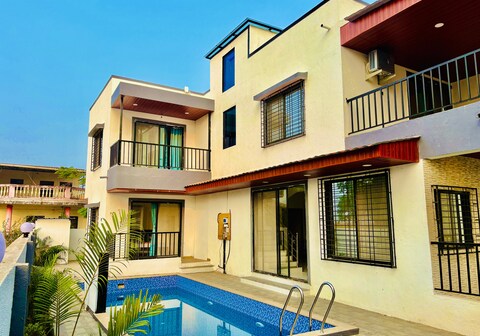 Kabir Villa 3BR with Swimming Pool by Homeyhuts