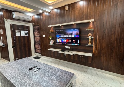 Kashi Homestay - Beautiful Entire 2BHK Apartment