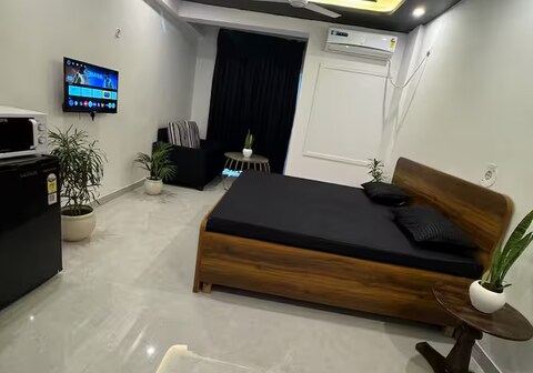 Aurelio Studios Mega County