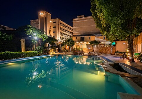 Hotel Atithi