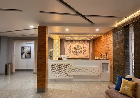 Hotel Sapphire