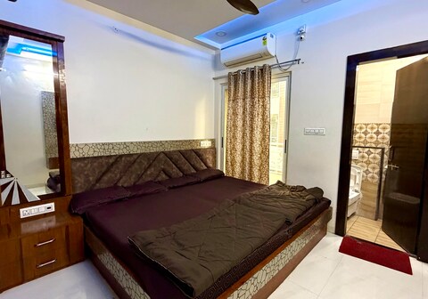 Shree Vaishnav Yatri Grah