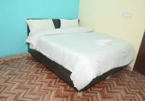 SPOT ON Hotel Abhinandan