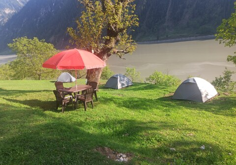 Camping site gurez khopri