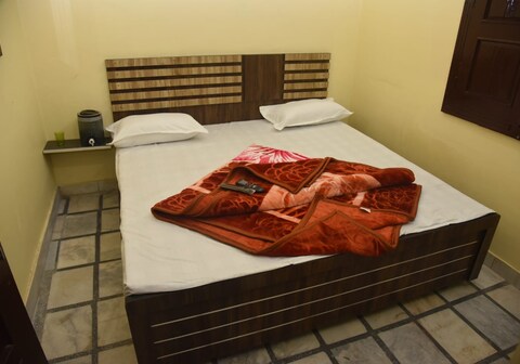 Hotel Jindal Paradise