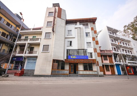 FabHotel The Glory