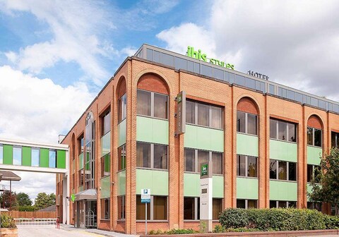 IBIS STYLES LONDON HEATHROW