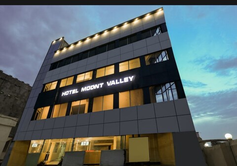 HOTEL MOUNT VALLEY