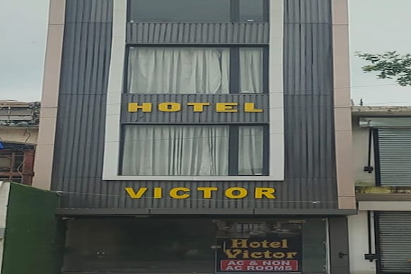 HOTEL VICTOR