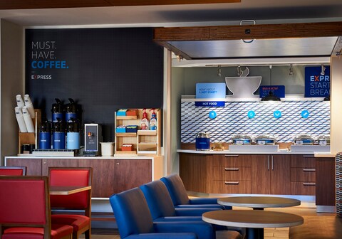 Holiday Inn Express & Suites Brampton