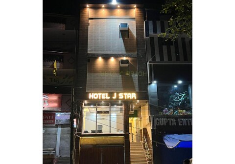 Hotel J Star