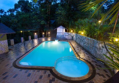 Lapista Cottages & Villas | Swimming Pool