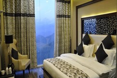SARTAJ - THE CROWN, Dalhousie SARTAJ - THE CROWN, Dalhousie