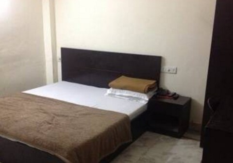 Dhawan Guest House