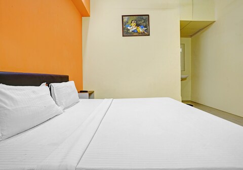Hotel O Nova Rooms