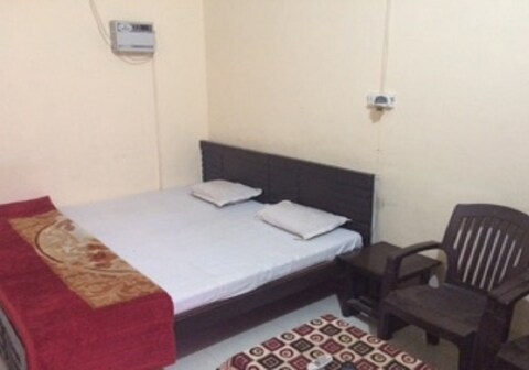 Rohini Guest House