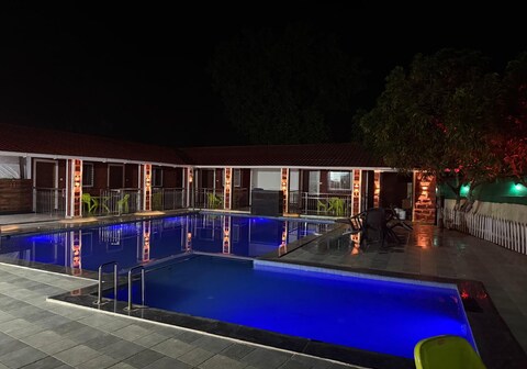 Hotel Rajdhani Resort