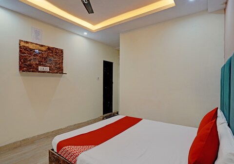 Hotel O Decent Guest House