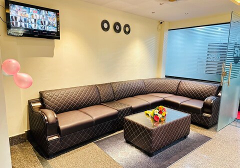 Hotel SM comforts BTM Layout