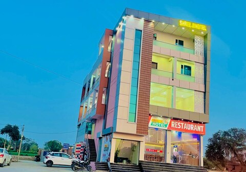 SHREE JI HOTEL
