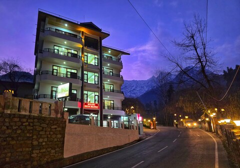Solang Snow Heaven | Close to Solang Snow Point
