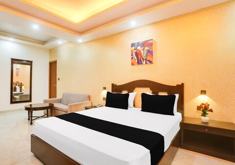 Hotel O THE MAJESTIC INN