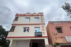 Hotel O Nature Comforts, Bangalore Hotel O Nature Comforts, Bangalore