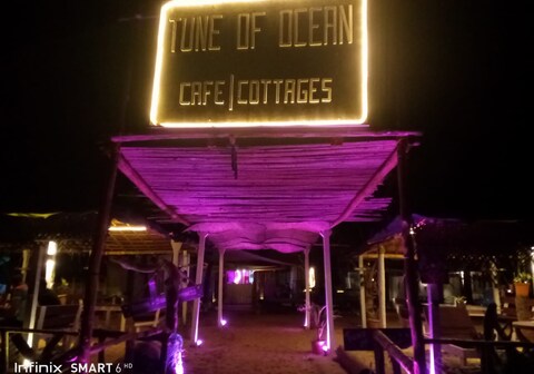 Gokarna Beach Stays By Tune of ocean