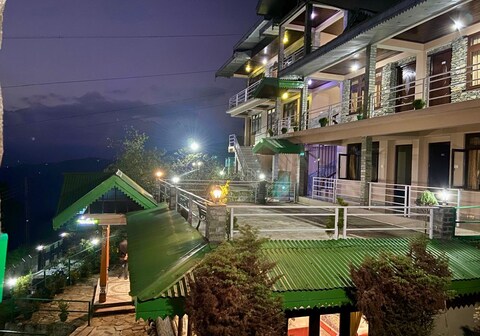 Changu Che Retreat Ravangla