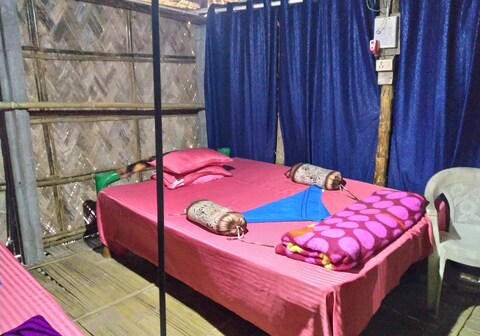 Jonki Panoi Bamboo Cottages, Majuli