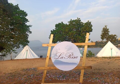 LaRisa: The Happy Place