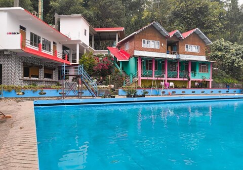 Beej Farm | Pet Friendly With Swimming Pool