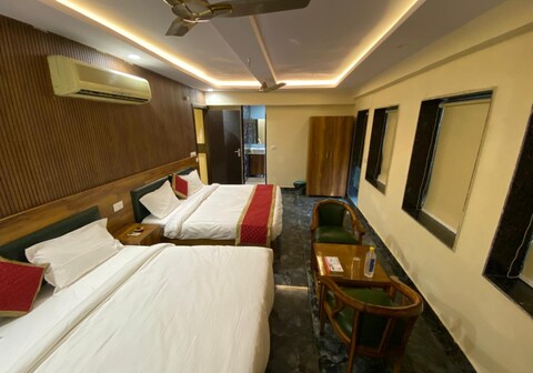 Hotel Home Stay Residency