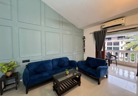 Mosaic Stays 2BHK Apartment with Pool & Garden @Arpora