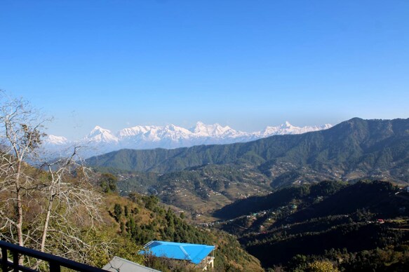 Sierra Vista Mukteshwar by Serenity Sips