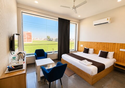 Hotel Olive Sunny Enclave, Near Airport Road, Mohali