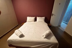 HOTEL SIMQO BY ADDON, Calicut (Kozhikode) HOTEL SIMQO BY ADDON, Calicut (Kozhikode)