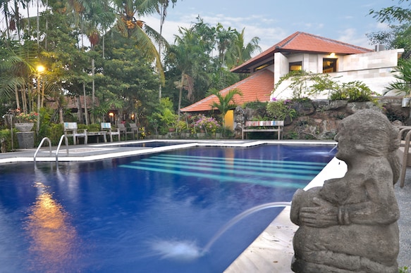 Taman Harum Cottages Hotel